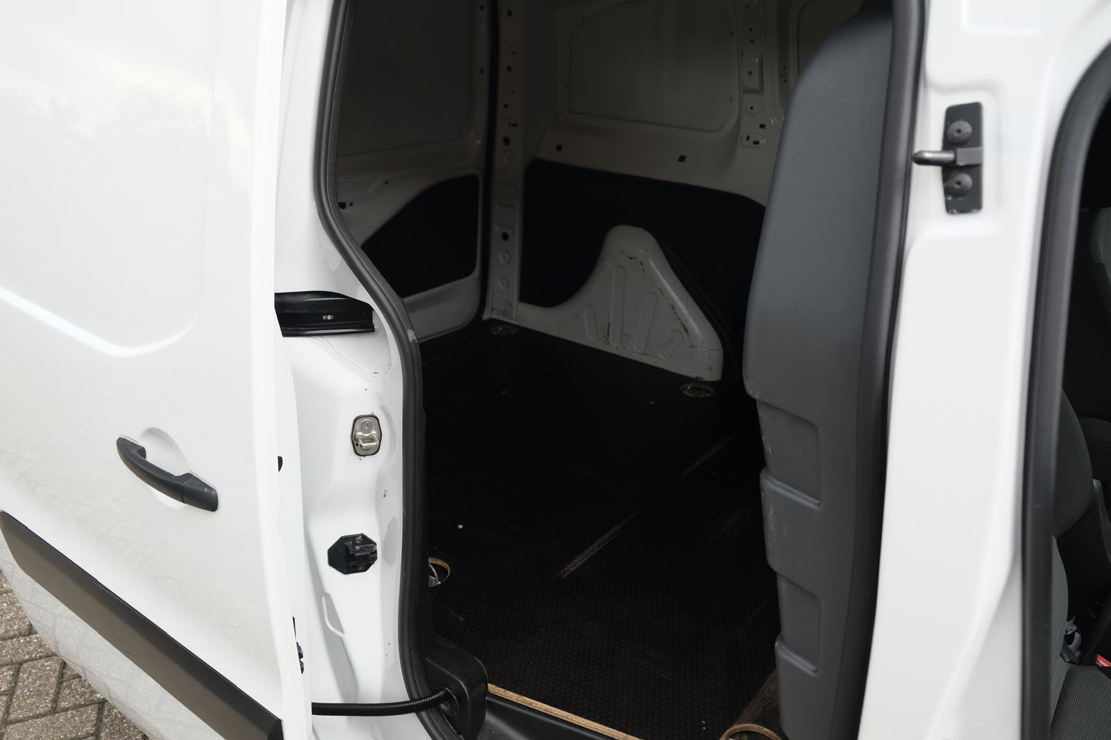 Citroën Berlingo 1.6 HDI 2017 BTW Cruise Airco AUX ORG NL - Image 8